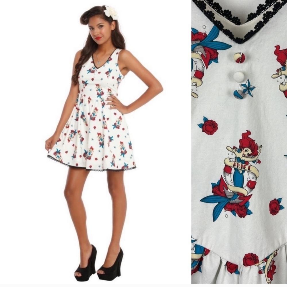 Disney Princess Ariel Dress with Blue and Red Print Size L Junios Size